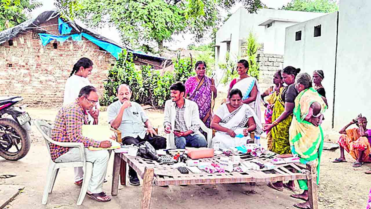 గొత్తికోయగూడెంలో ఫీవర్‌ సర్వే