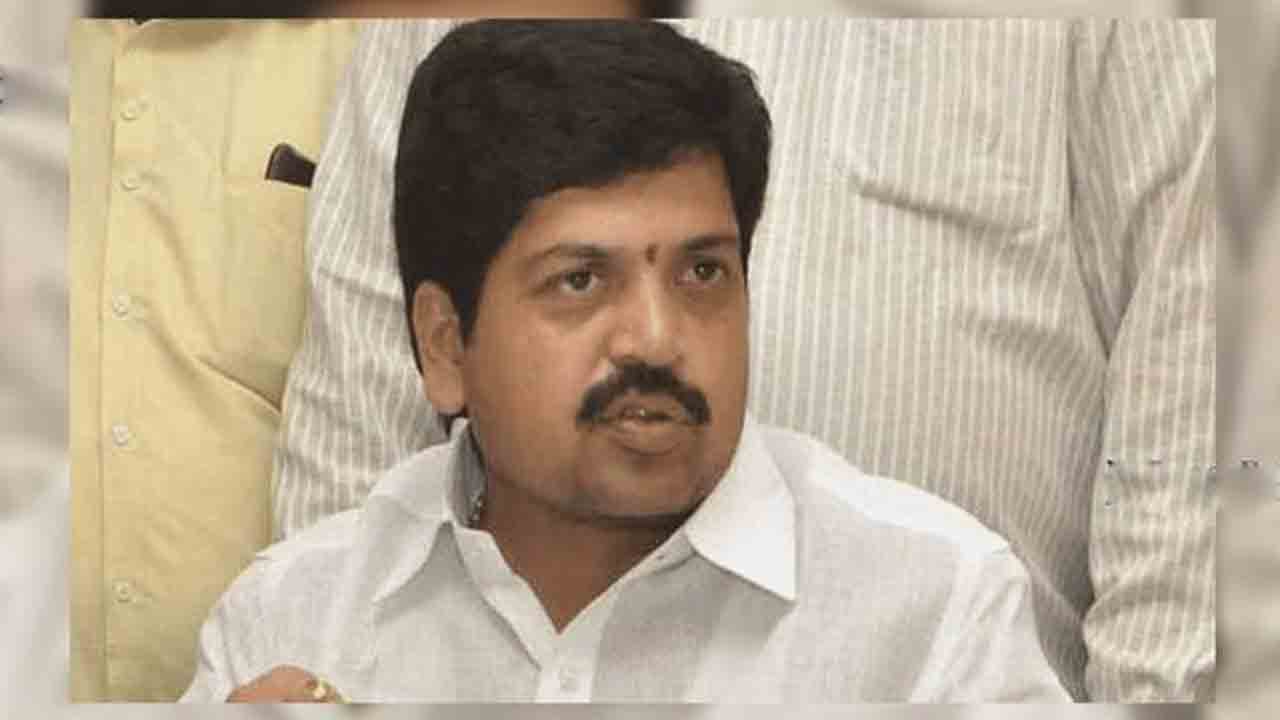 Minister Kollu Ravindra | ఏపీలో బహుళార్ధక పరిశ్రమలను స్వాగతించేందుకు రాష్ట్రం సిద్ధం : మంత్రి కొల్లు రవీంద్ర