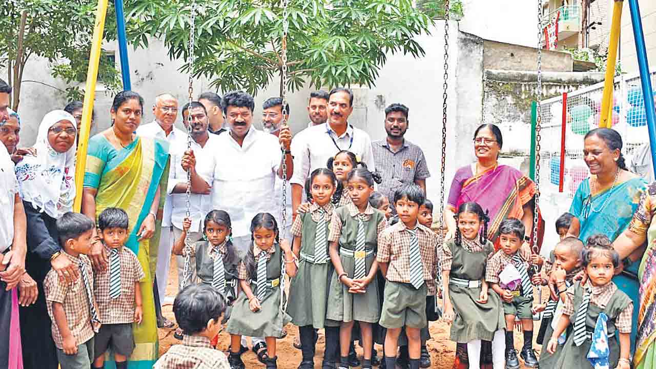 Talasani Srinivas Yadav | రామానంద స్కూల్‌ అభివృద్ధికి సహకరిస్తాం: ఎమ్మెల్యే తలసాని