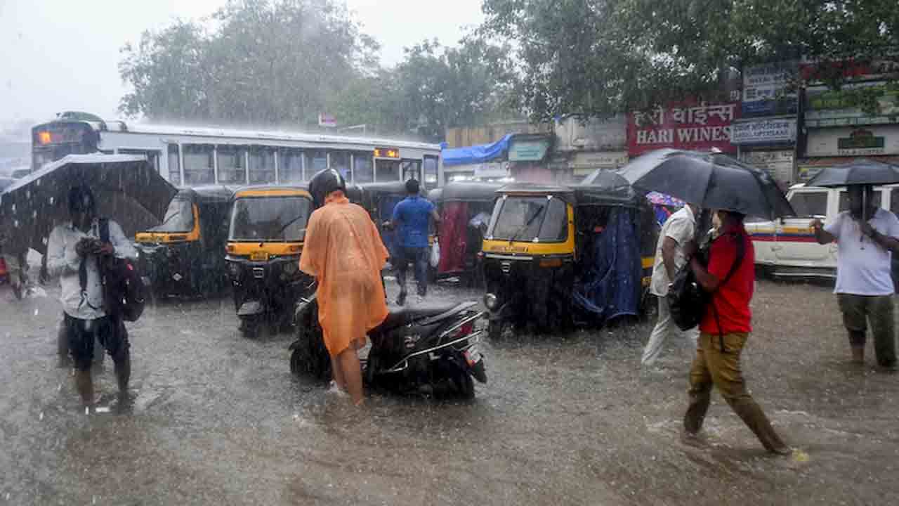 IMD | మహారాష్ట్రకు భారీ వర్ష సూచన.. పలు జిల్లాలకు రెడ్‌ అలర్ట్‌ ఇచ్చిన ఐఎండీ