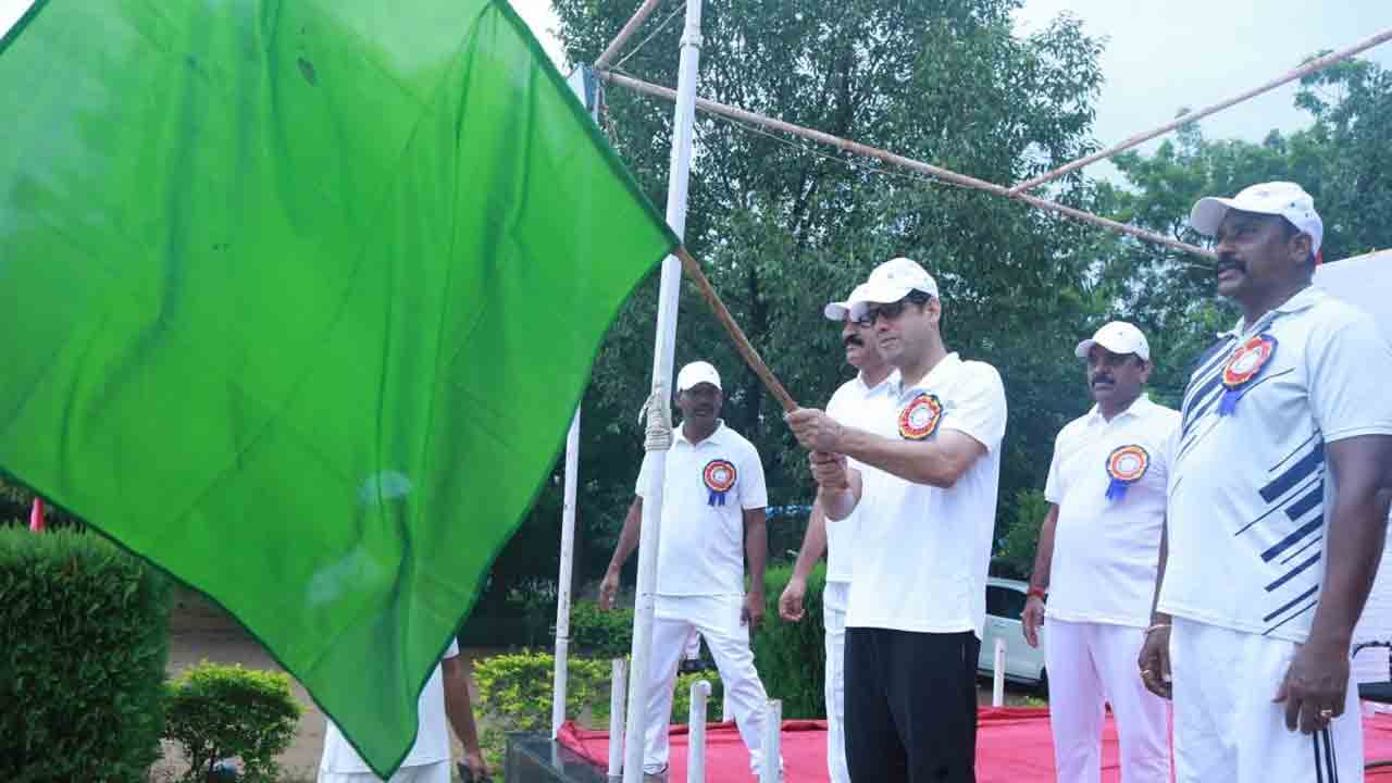 మానసికోల్లాసానికి క్రీడలు దోహదం