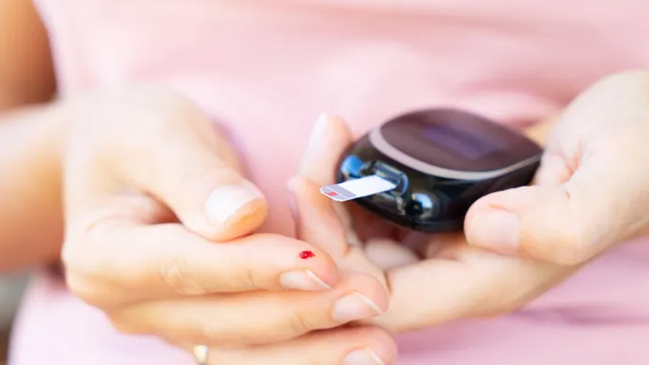 Health tips | మీలో ఈ లక్షణాలుంటే మధుమేహం ఉన్నట్టే.. వెంటనే పరీక్షలు చేయించుకోండి..!