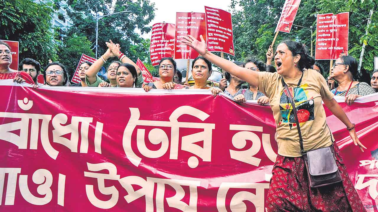 West Bengal | బెంగాల్‌లో రాష్ట్రపతి పాలన?.. అడుగులు ఆ దిశగానే!