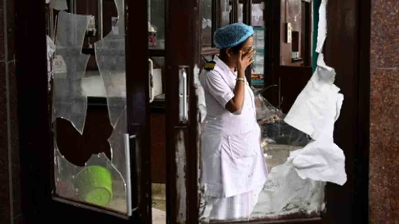 RG Kar Hospital | ఆర్‌జీ కర్ ఆసుపత్రి వద్ద కేంద్ర బలగాలను మోహరించండి: సువేందు అధికారి