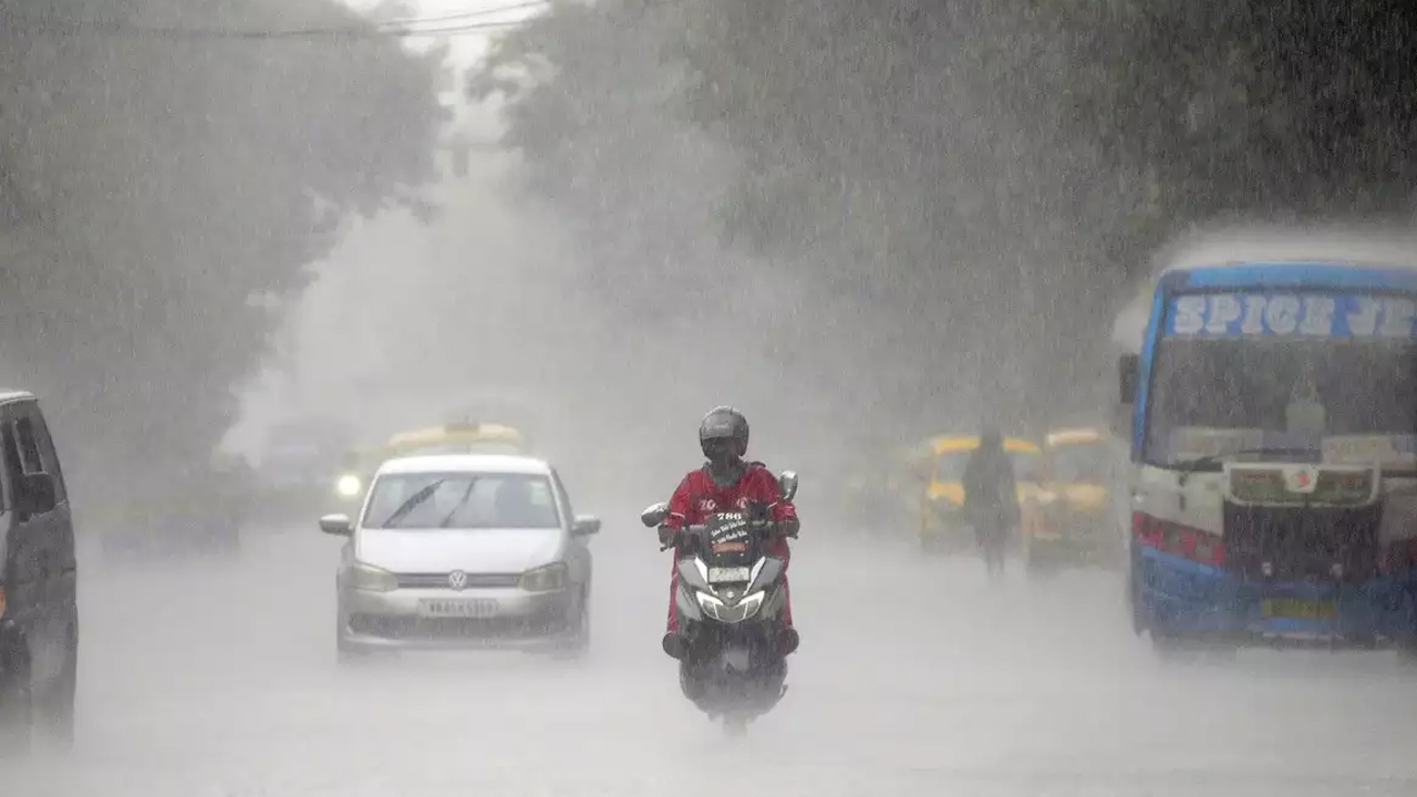 TG Rains | ఈ జిల్లాల్లో రెండురోజులు భారీ వర్షాలు.. హెచ్చరించిన ఐఎండీ