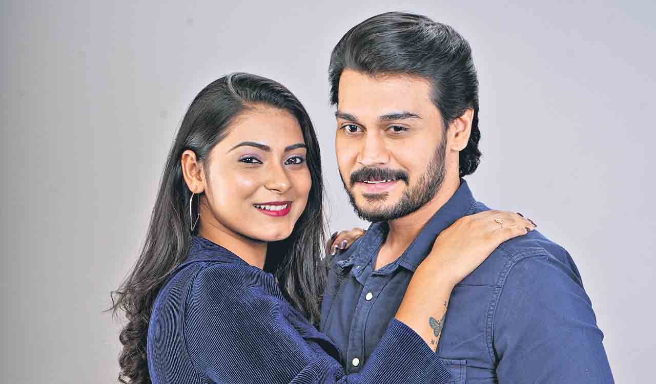 సస్పెన్స్‌ థ్రిల్లర్‌ ‘వీక్షణం’