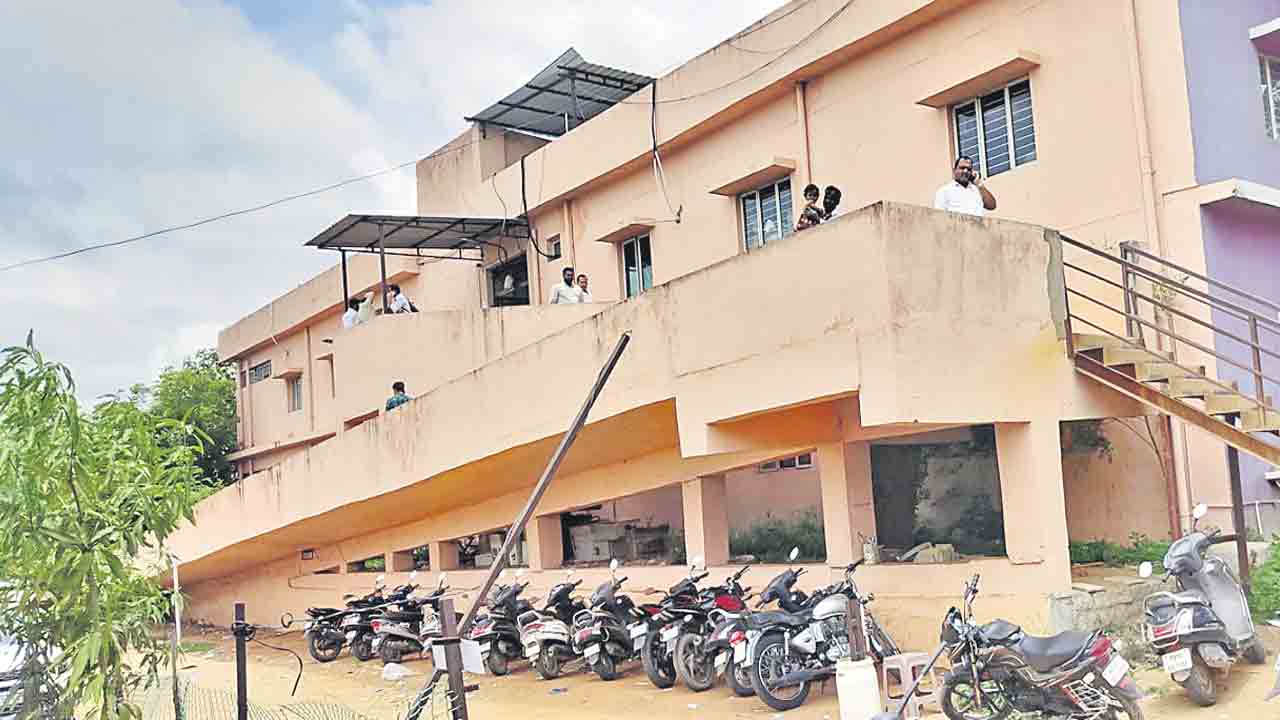 రిజిస్ట్రేషన్‌..అవినీతిమయం !