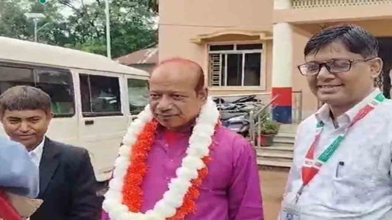 37 Years In Bangladesh Jail | బంగ్లాదేశ్ జైళ్లలో 37 ఏళ్లు గడిపిన తర్వాత.. భారత్‌కు తిరిగి వచ్చిన వ్యక్తి