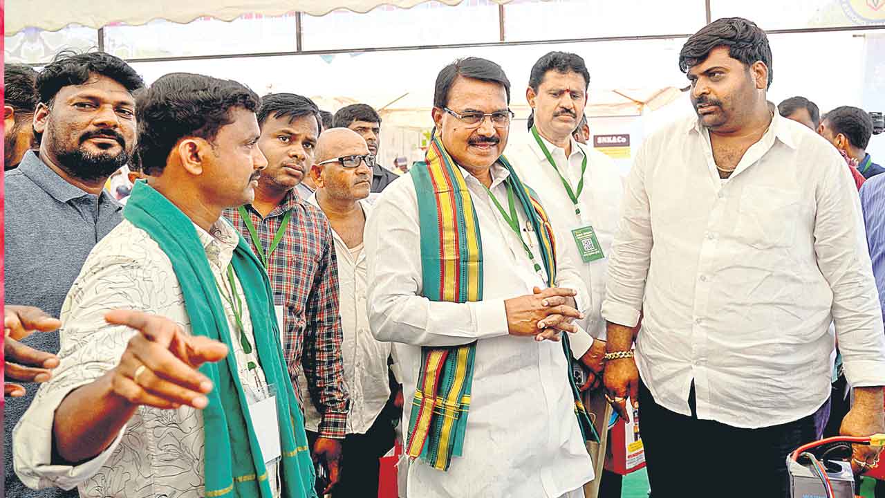 రుణమాఫీలో కాంగ్రెస్‌ సర్కారు మోసం