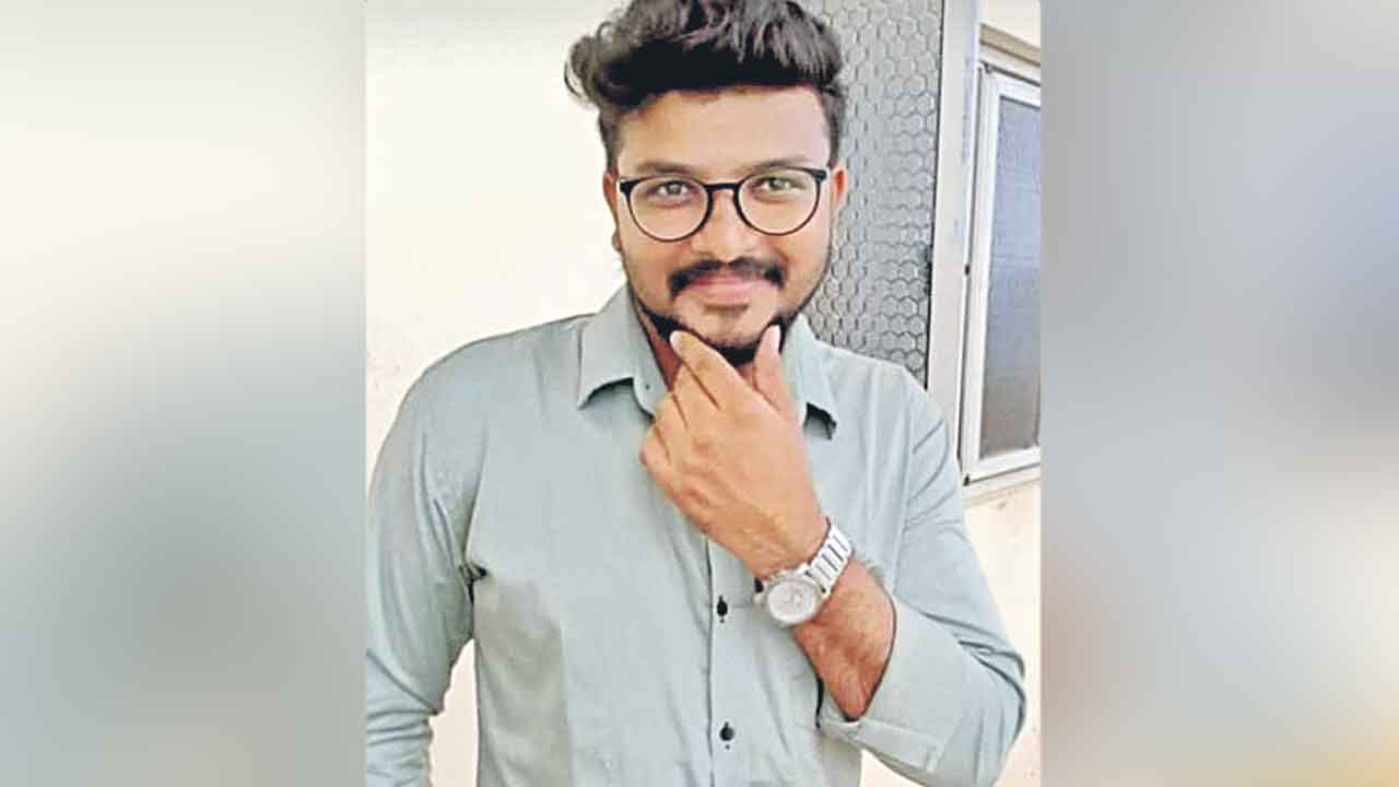 లోన్‌యాప్‌ వేధింపులకు యువకుడి బలి