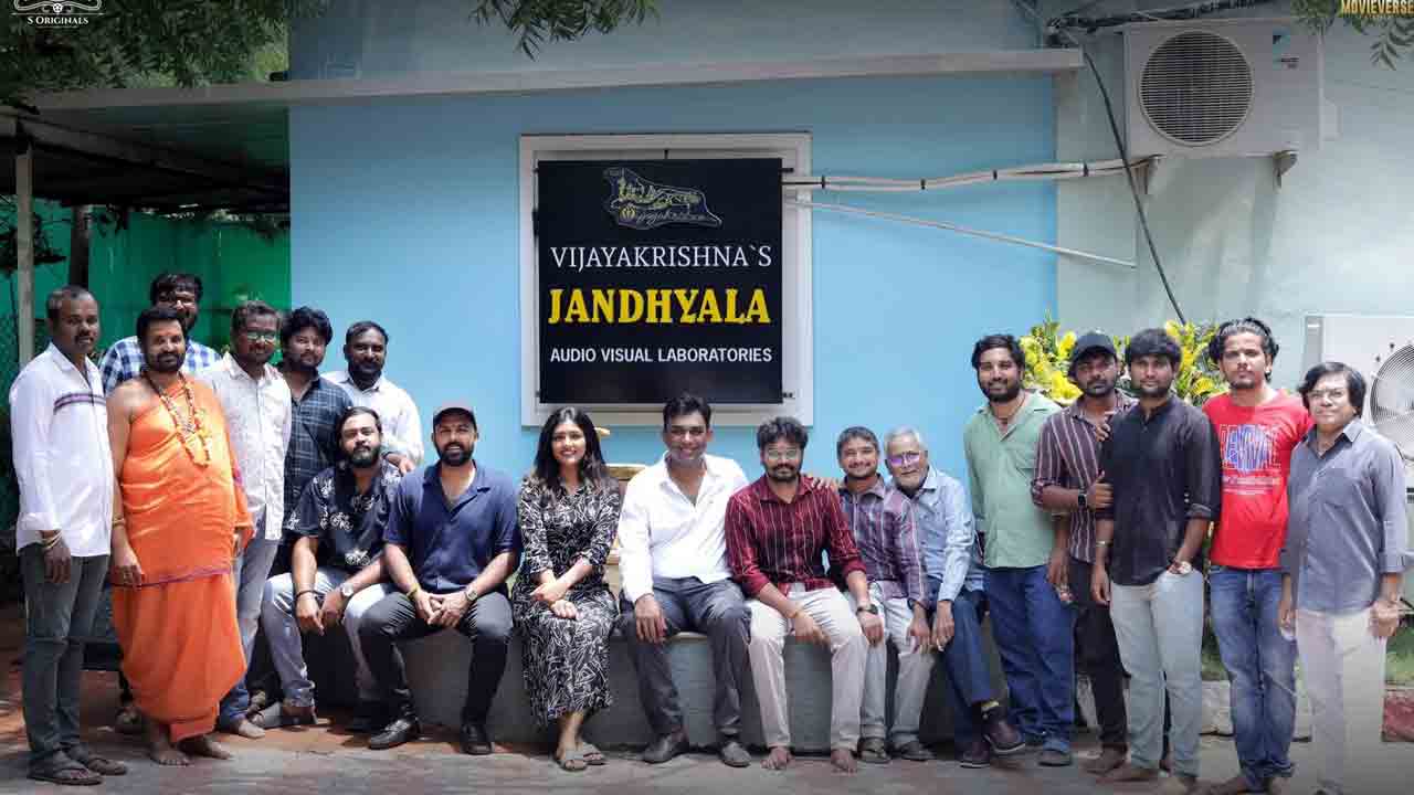 Tharun Bhascker | జయ జయ జయ జయహే రీమేక్.. తరుణ్ భాస్కర్ టీం కొత్త వార్తేంటో తెలుసా..?