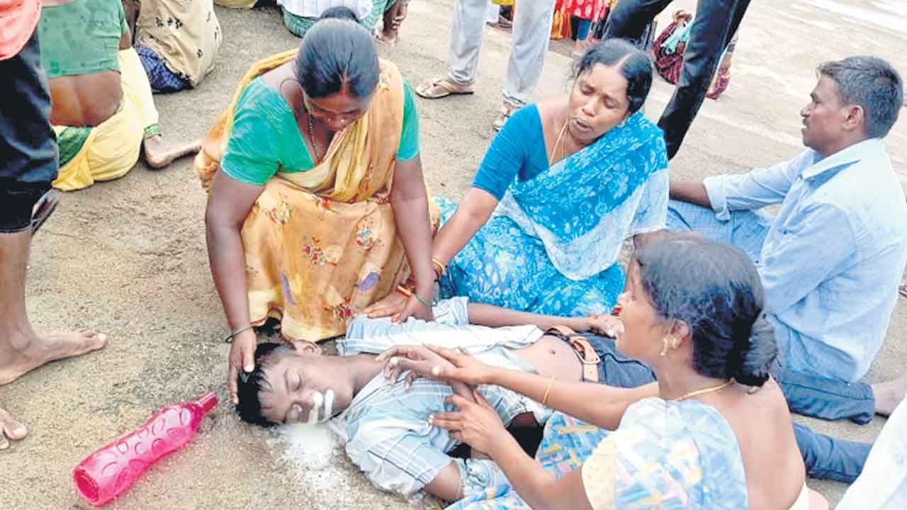 పుణ్యస్నానానికి వెళ్లి..