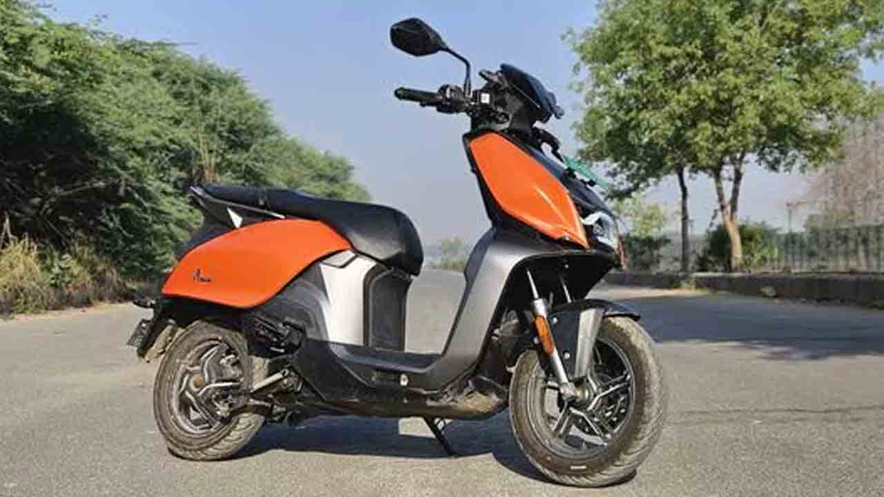 Hero MotoCorp Discounts | విదా వీ1 ప్లస్ ఈవీ స్కూటర్ పై హీరో మోటో కార్ప్ బంపరాఫర్.. రూ.32 వేల వరకూ డిస్కౌంట్..!