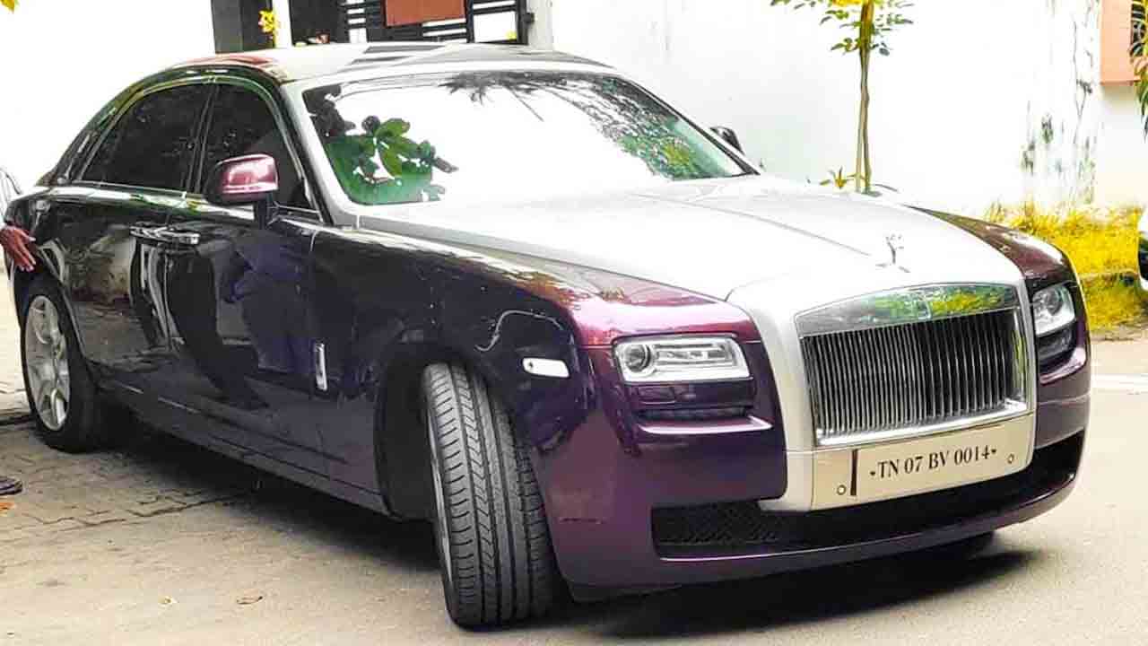 Thalapathy Vijay | రోల్స్‌ రాయిస్‌ ఘోస్ట్‌ ఫర్‌ సేల్‌.. ఎంతో ఇష్టపడి కొన్నాడు.. ఇప్పుడు అమ్మకానికి పెట్టాడు