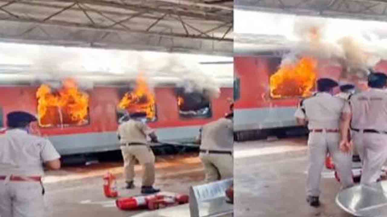 Minister Anitha | విశాఖ రైలు ప్రమాద ఘటనపై ఆరాతీసిన ఏపీ హోం మంత్రి