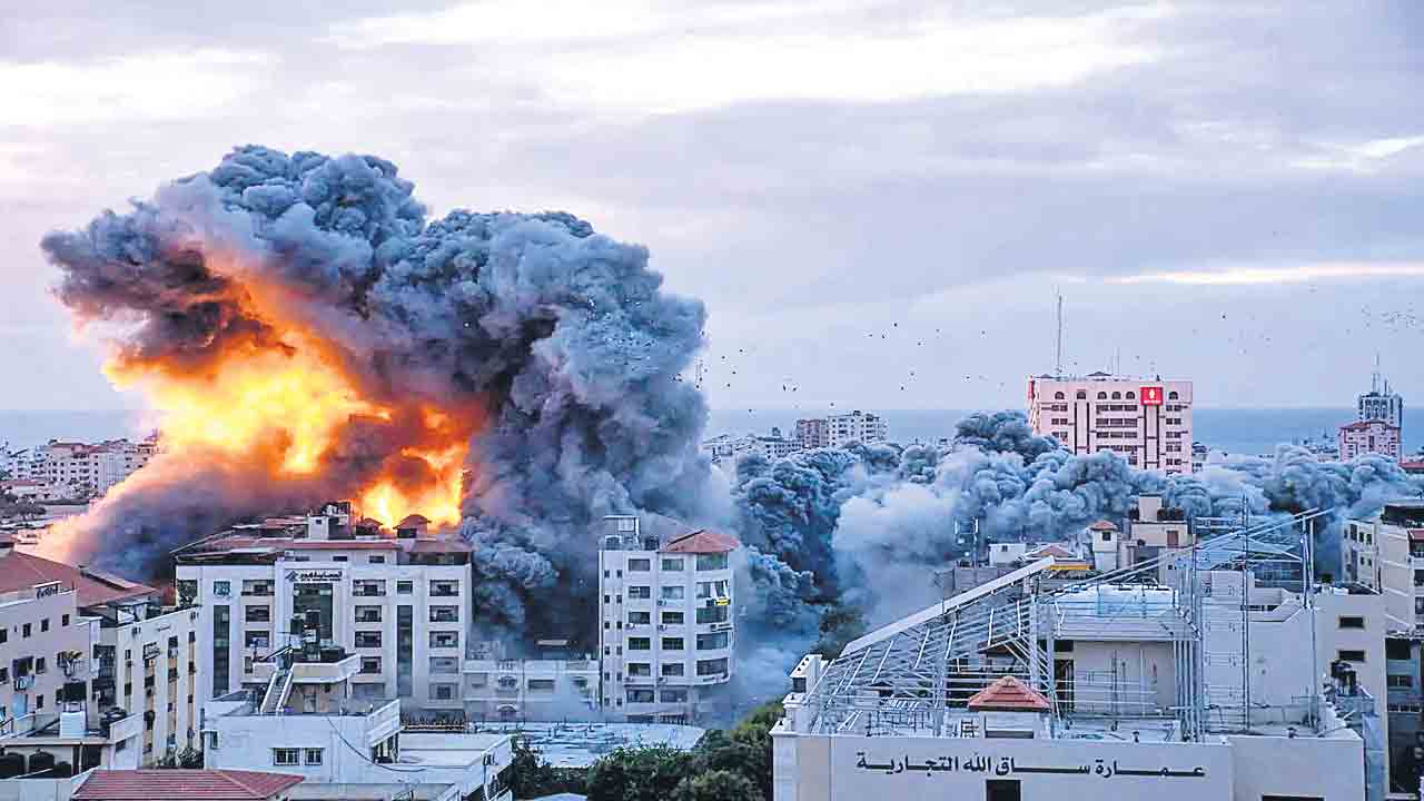 రెక్కలు తెగిన బాల్యం