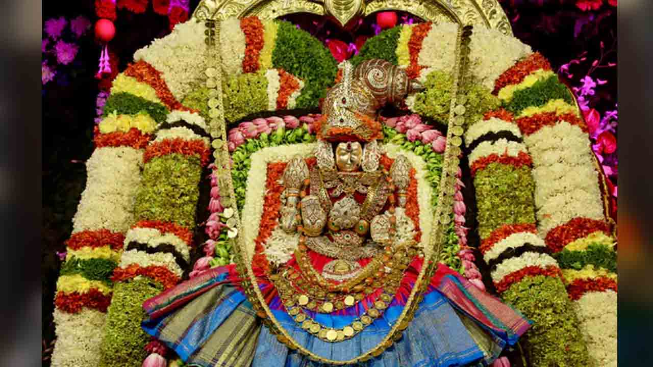 Voralakshmi 1