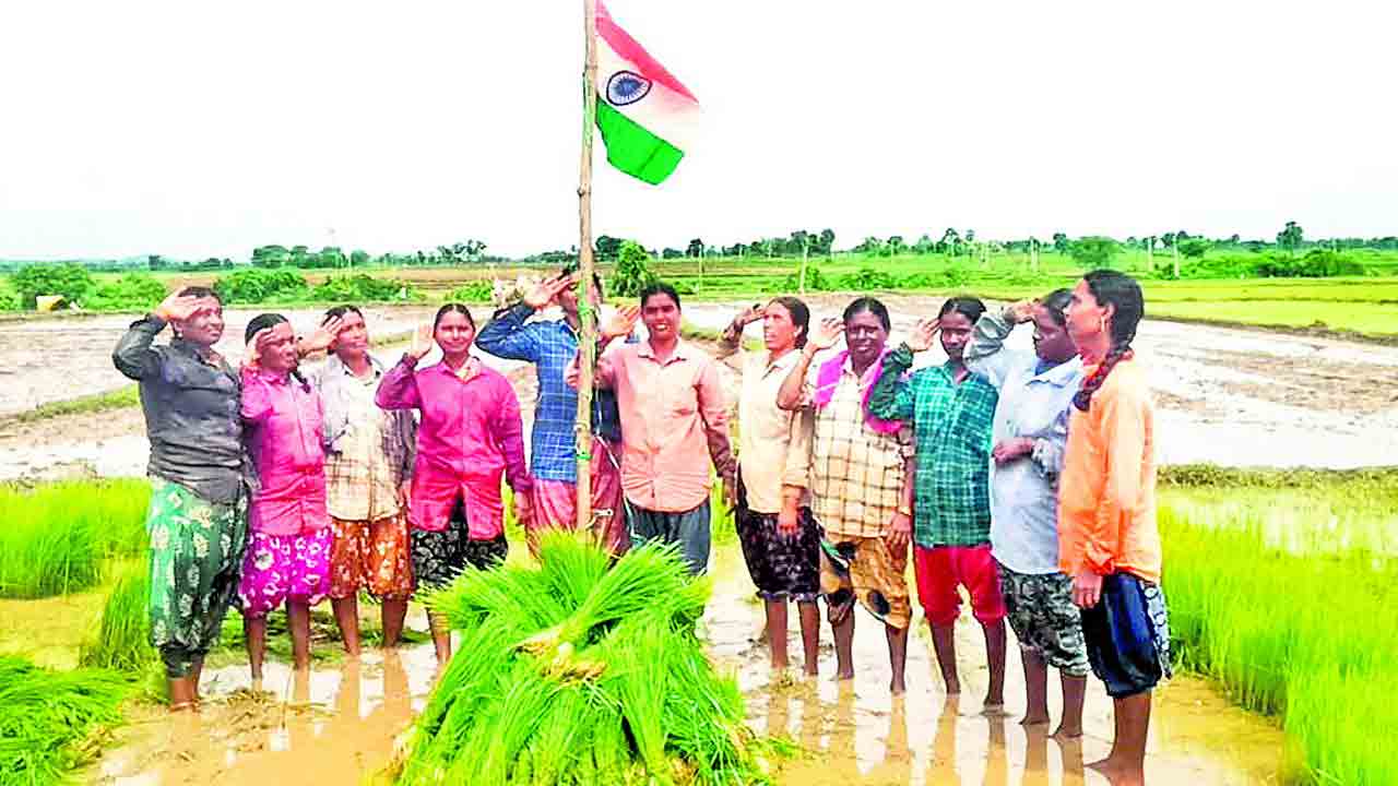 మట్టి మనుషుల ఆత్మీయ వందనం