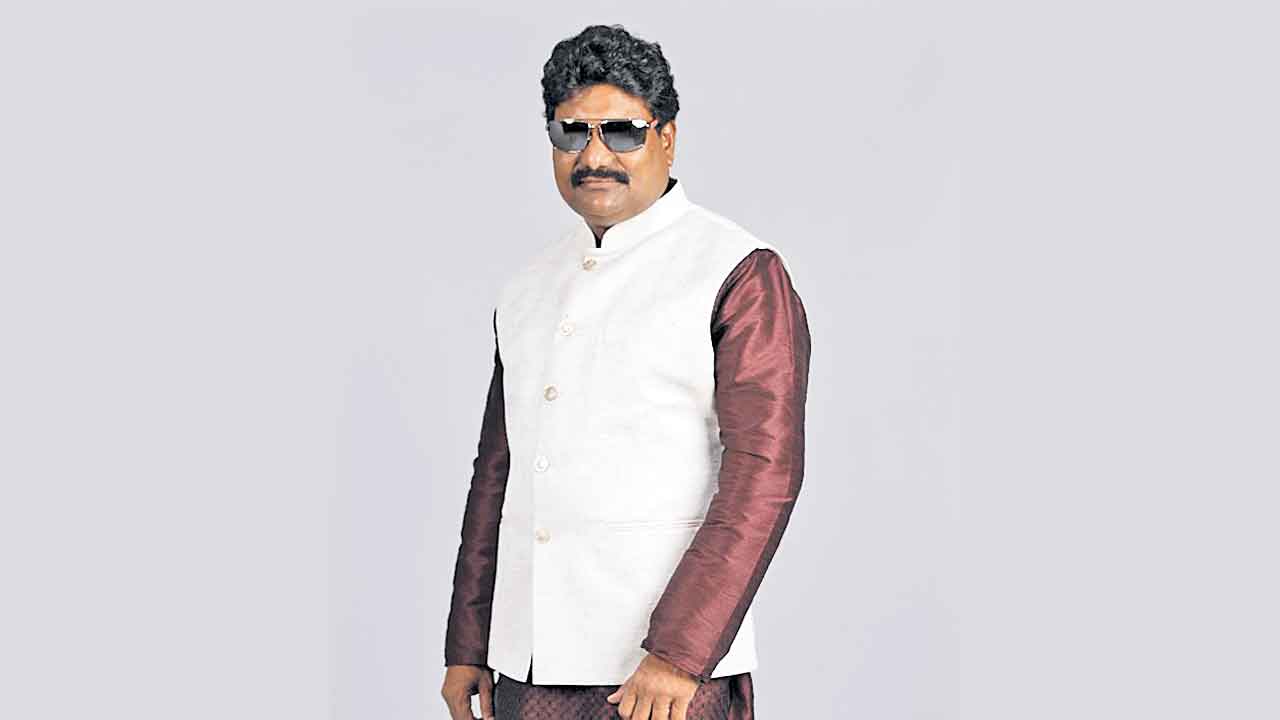 సందేశాత్మక కథతో ‘అభినవ్‌’