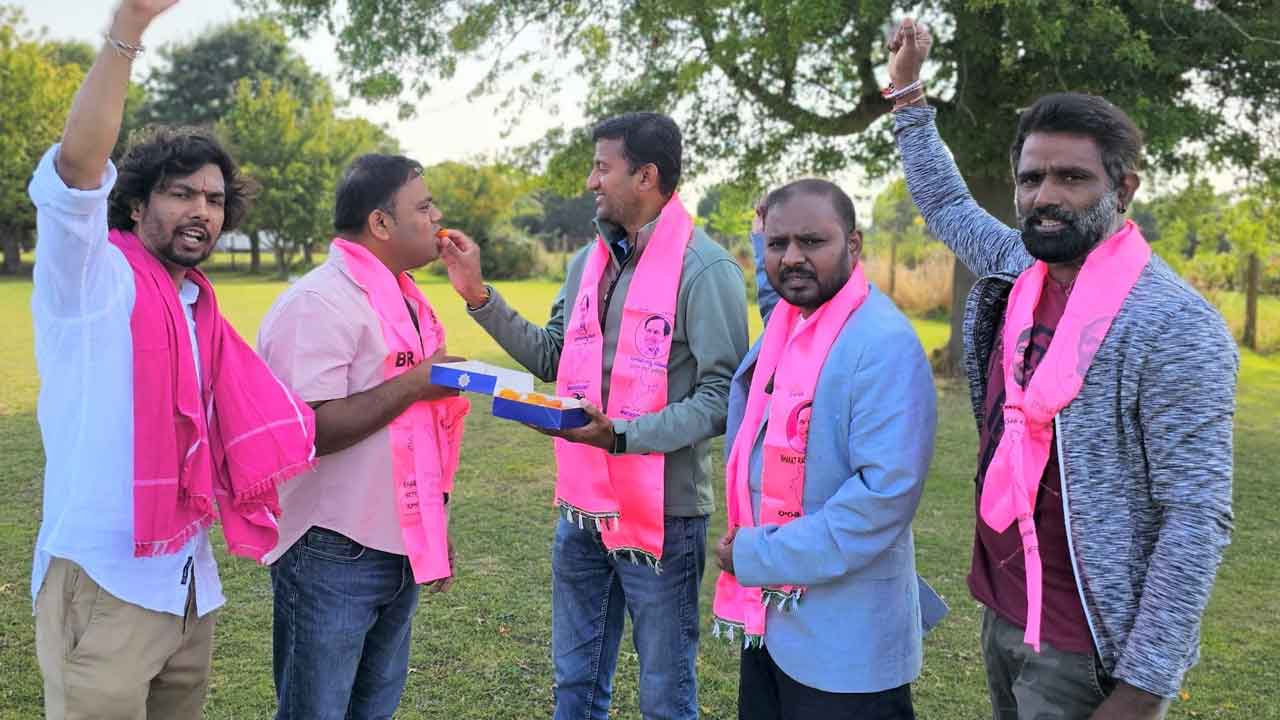 NRI | ఎమ్మెల్సీ కవితకు బెయిల్‌.. లండన్‌లో ఎన్నారైల సంబురాలు