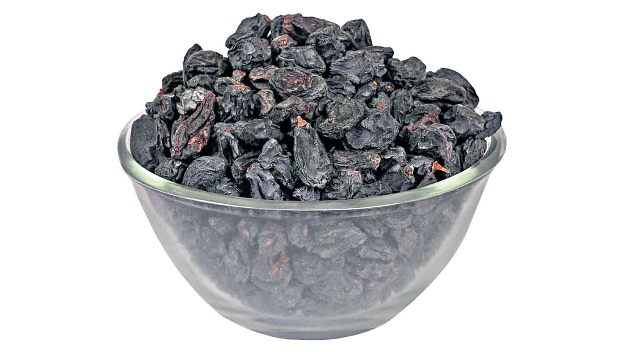 డోన్ట్‌ మిస్‌.. బ్లాక్‌ కిస్మిస్‌