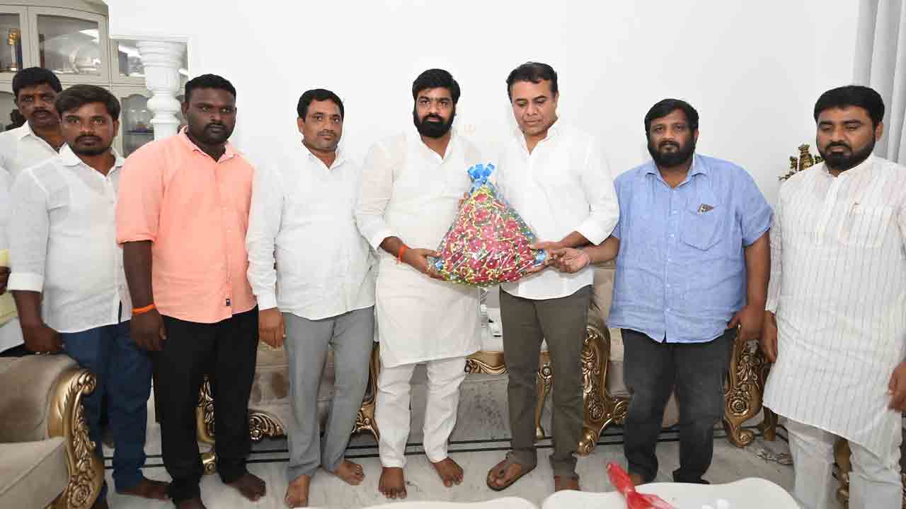 కేటీఆర్‌ను కలిసిన రంజిత్‌కుమార్‌