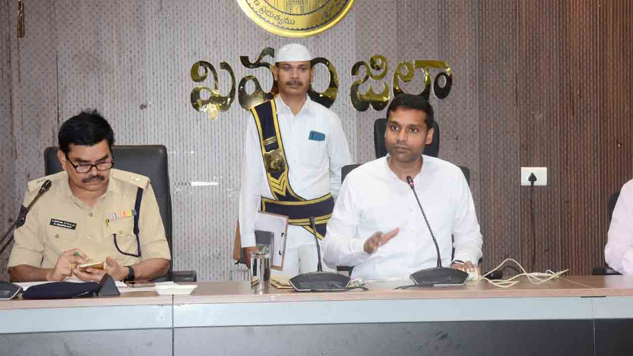 పర్యావరణ హితానికి ప్రాధాన్యమివ్వాలి