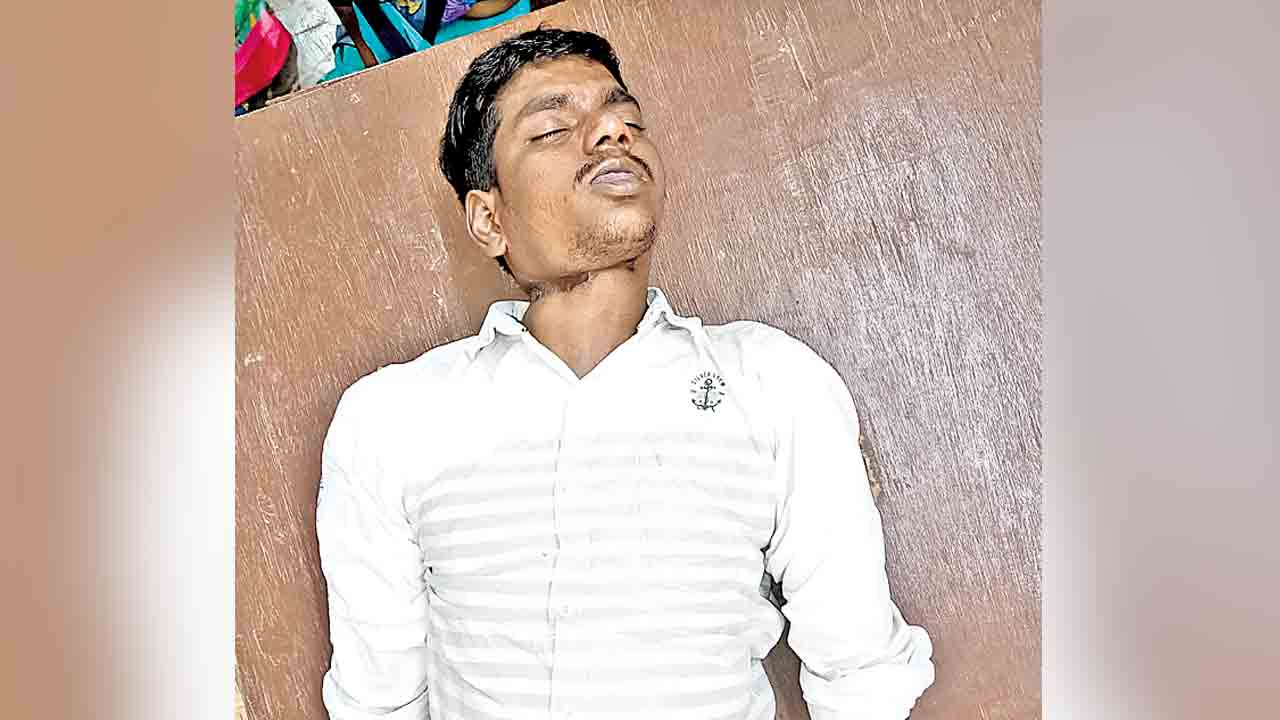 చేనేత కుటుంబంలో విషాదం