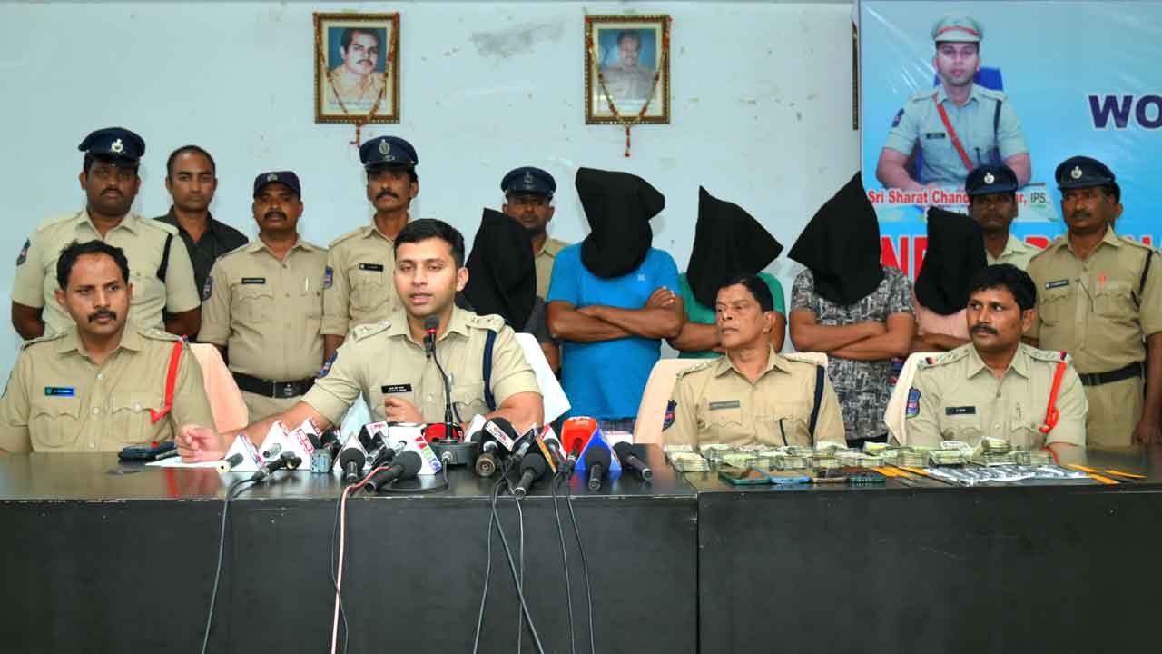 Nallagonda | కాపర్ వైర్, ఆయిల్ చోరీలకు పాల్పడుతున్న ముఠా అరెస్ట్‌