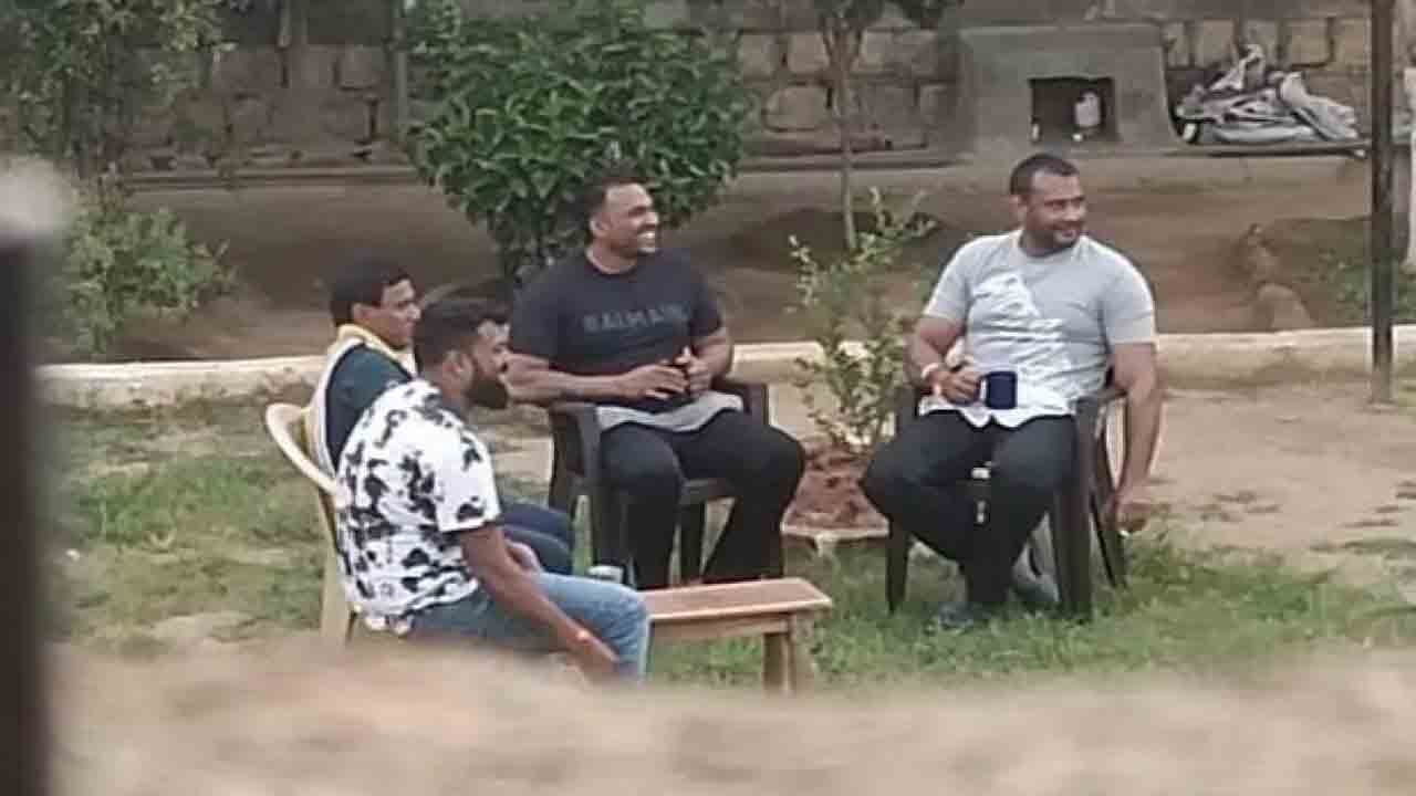 Actor Darshan | క‌న్న‌డ న‌టుడు ద‌ర్శ‌న్‌కు జైల్లో రాజ‌భోగాలు.. ఏడుగురు అధికారులు స‌స్పెండ్