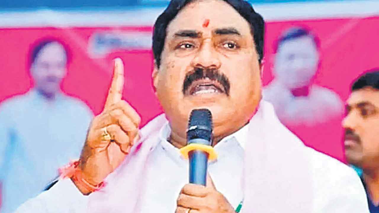 రైతు నెత్తిన ముఖ్యమంత్రి రేవంత్ శఠగోపం: ఎర్రబెల్లి
