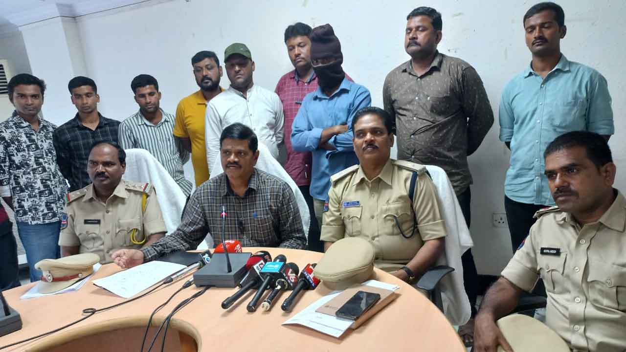 Ganja | భారీగా గంజాయి, హషిస్‌ అయిల్‌ పట్టివేత