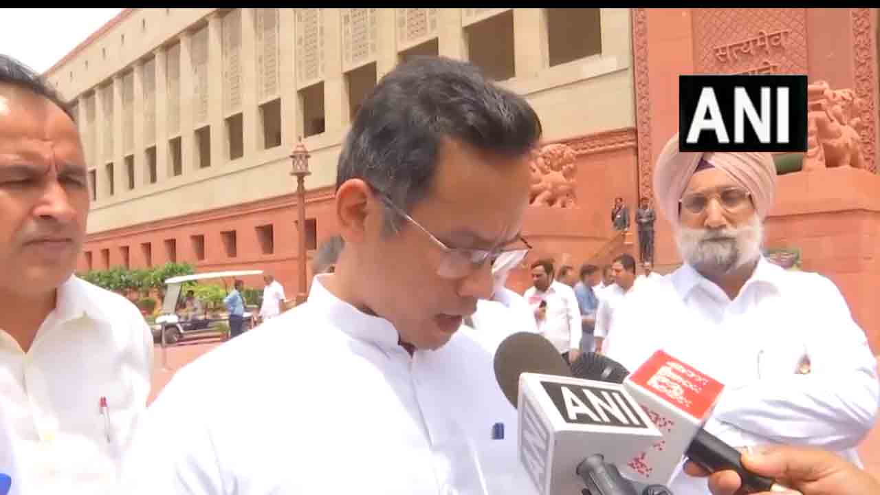 Gaurav Gogoi | ఆయన రైల్వే మంత్రి కాదు..రీల్‌ మంత్రి, డిరైల్‌మెంట్‌ మంత్రి : కాంగ్రెస్‌