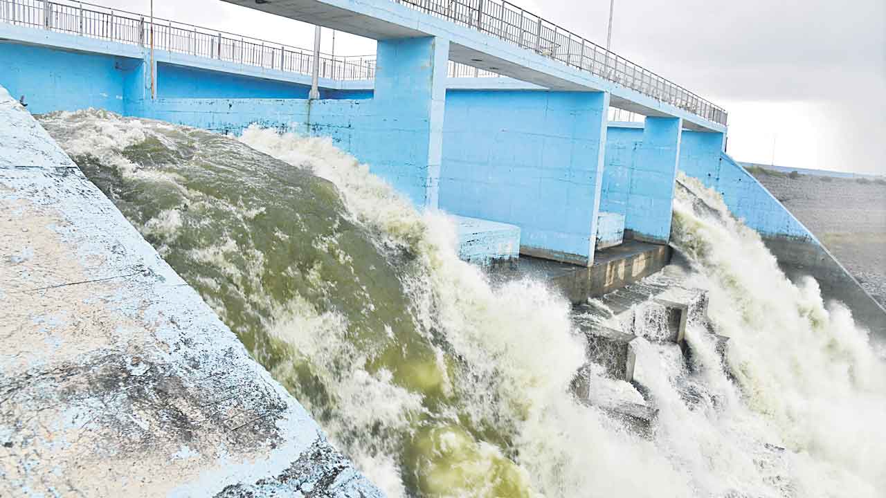 రంగనాయకసాగర్కు గోదావరి జలాలు