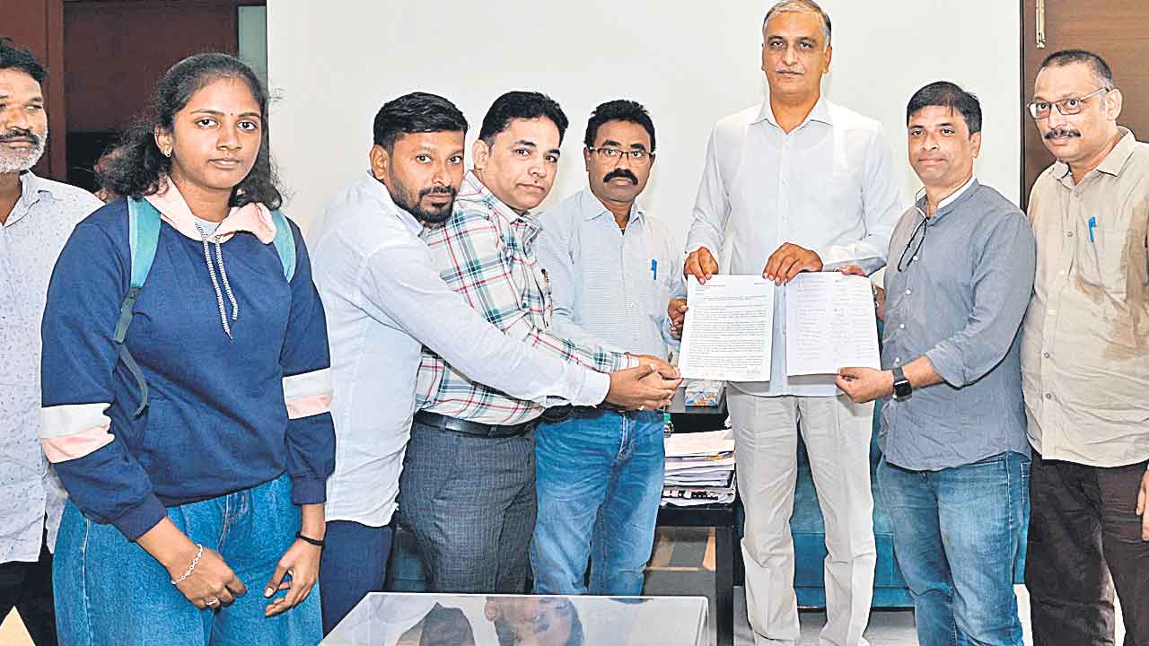 ‘స్థానికత’పై ప్రభుత్వం మేల్కోవాలి