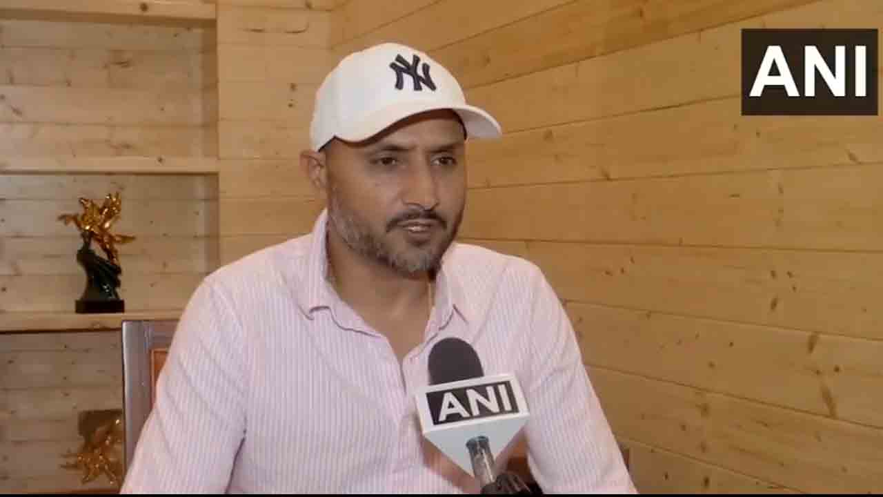 Harbhajan Singh | ఒలింపిక్స్‌లో సత్తా చాటడం గర్వకారణం : నీరజ్ చోప్రాకు హర్భజన్‌ సింగ్‌ అభినందనలు