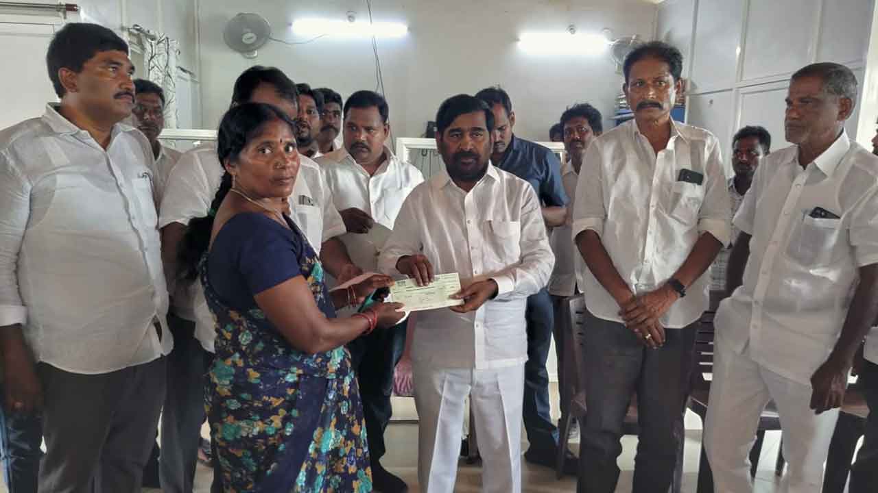 హామీల అమలు కాంగ్రెస్‌ సర్కారు విఫలం