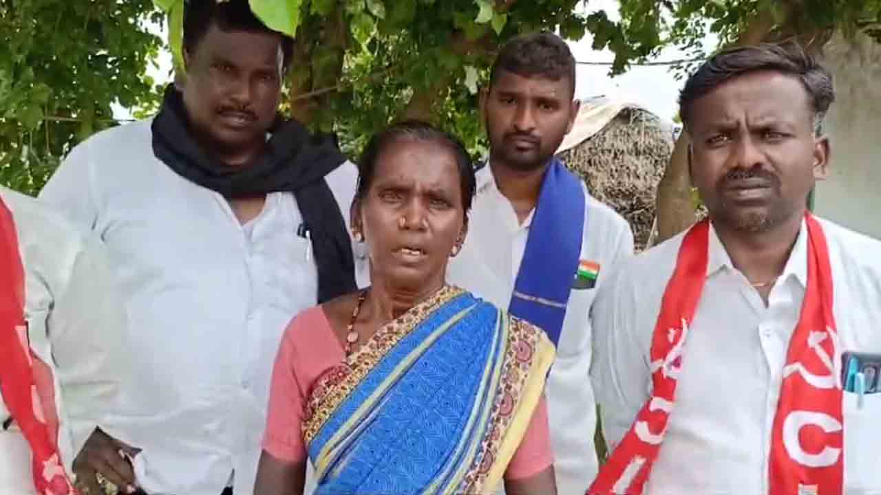 Vikarabad | తుపాకీతో కాల్చి చంపేస్తా.. ద‌ళిత మ‌హిళ‌కు బ‌షీరాబాద్ ఎస్ఐ బెదిరింపులు