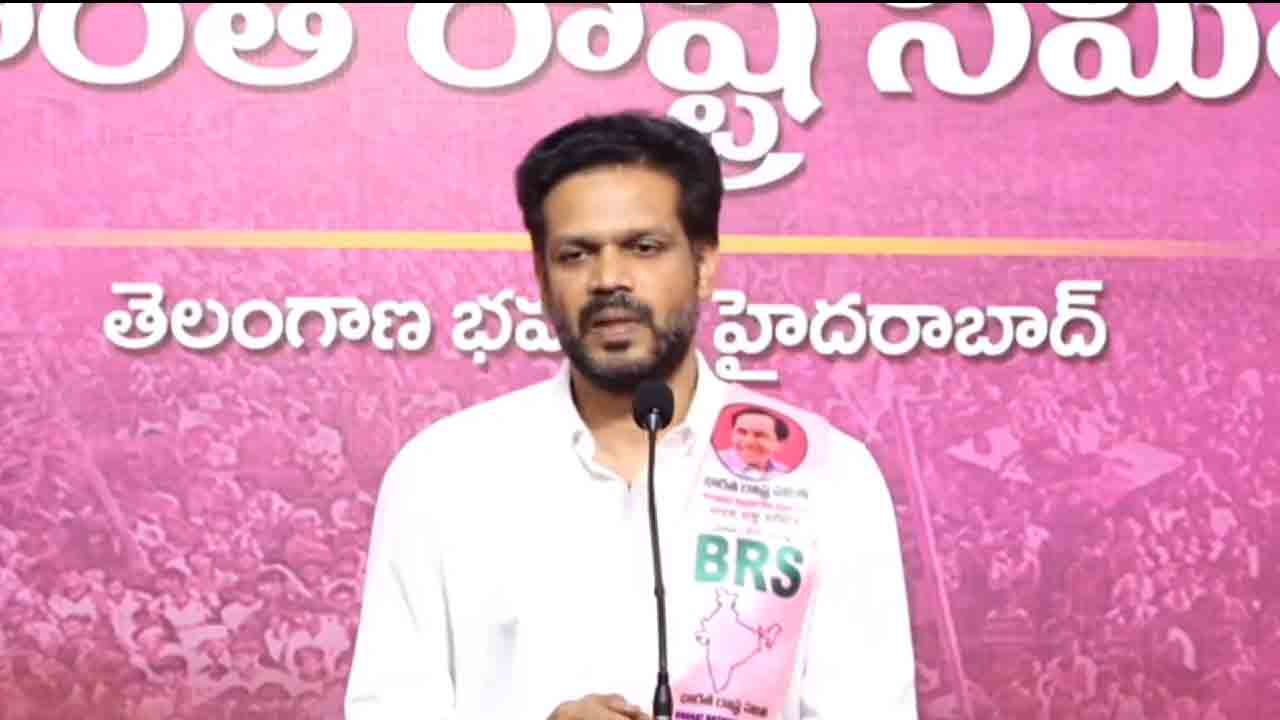 Karthik Reddy | సీఎం రేవంత్ హైడ్రా పేరిట గ్లాడియేట‌ర్ గేమ్స్ ఆడుతున్నాడు.. మండిప‌డ్డ ప‌టోళ్ల కార్తీక్ రెడ్డి