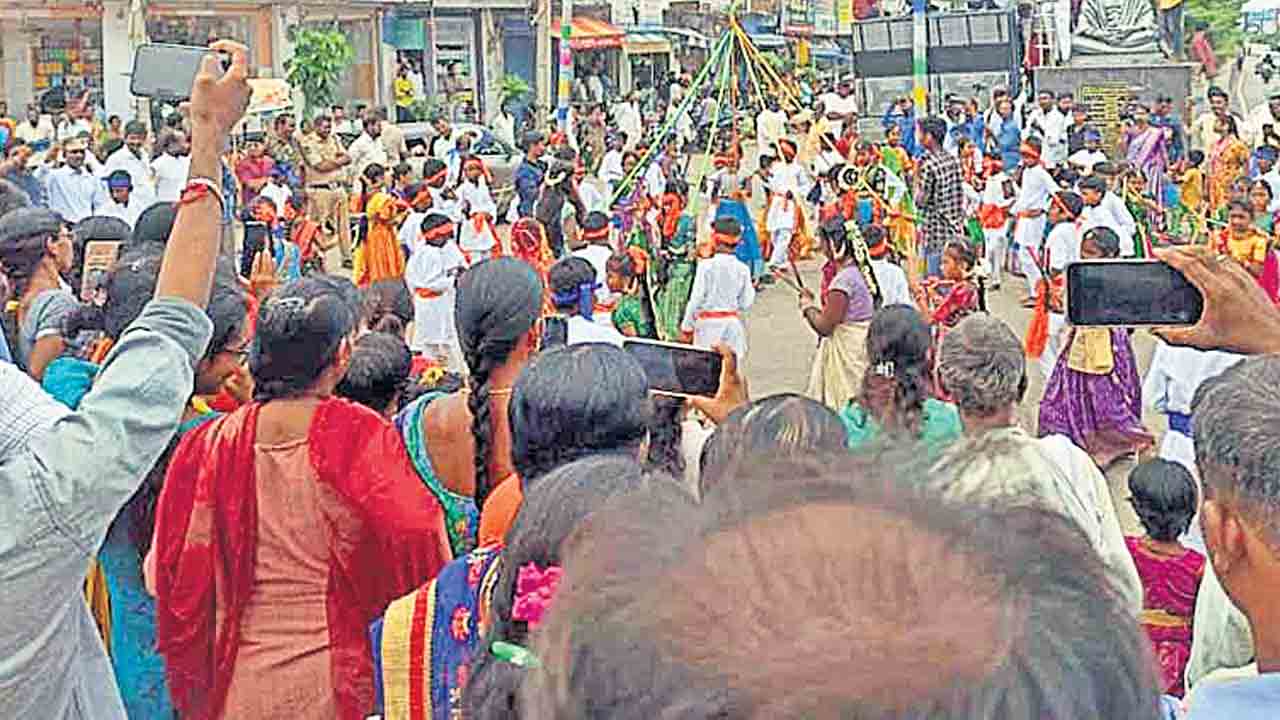 ఘనంగా శ్రీకృష్ణ జన్మాష్టమి