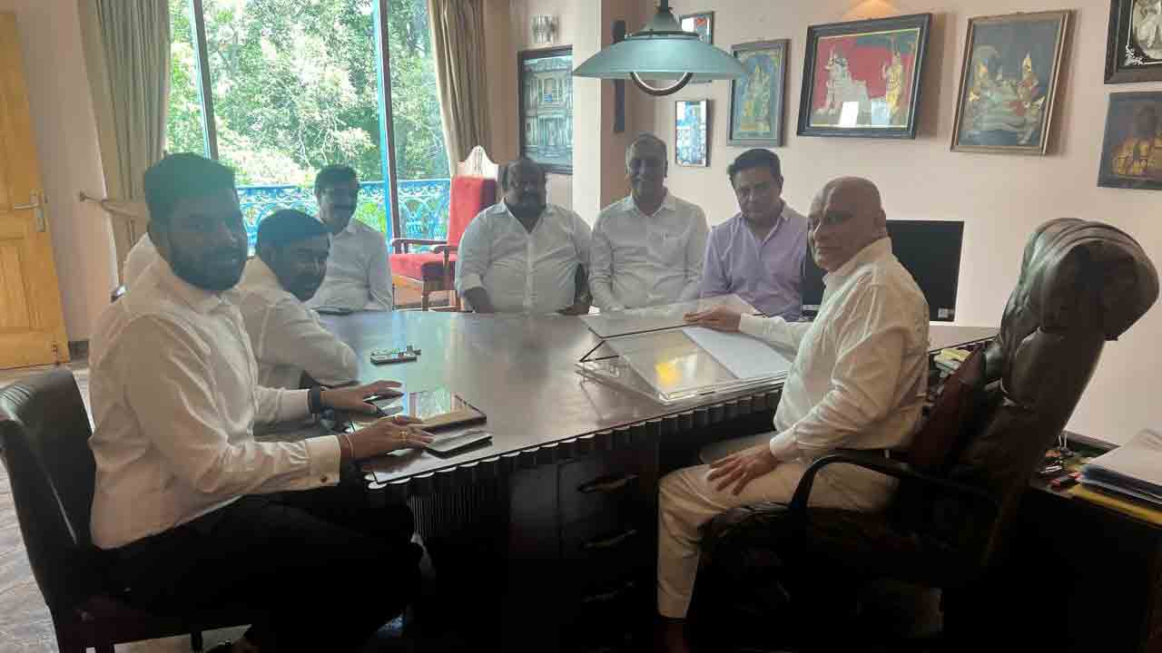 KTR | పార్టీ మారిన ఎమ్మెల్యేల పైన అనర్హత వేటు తప్పదు : కేటీఆర్