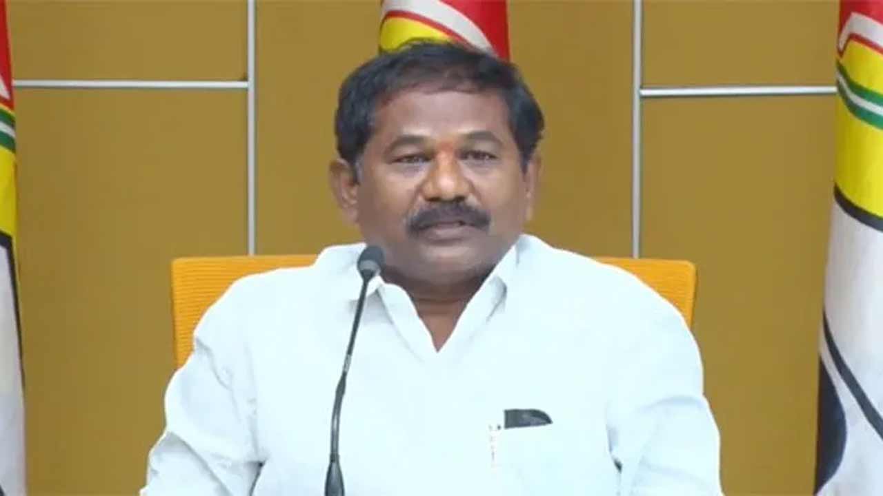 జగన్‌ పేరు తొలగింపు ఘటనతో ప్రభుత్వానికి సంబంధం లేదు.. వైసీపీపై మంత్రి డోలా ఫైర్‌