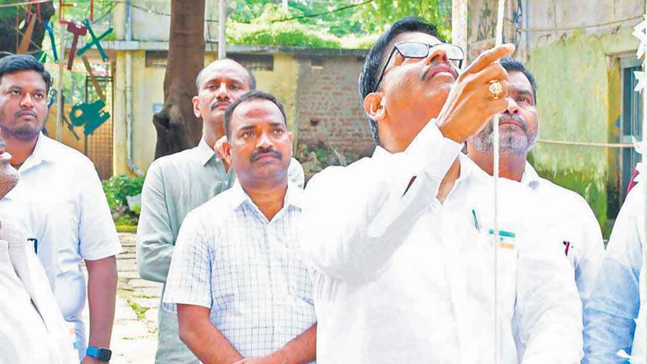 Mla Yennam