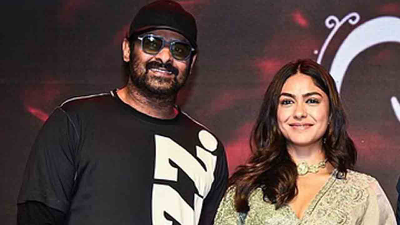 Fauji | సారీ.. మృణాళ్‌ ఠాకూర్‌ రిప్లైతో నిరాశలో ప్రభాస్‌ అభిమానులు..!