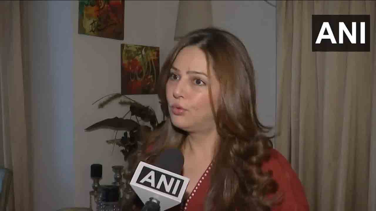 Kangana Ranaut | బాలీవుడ్‌ క్వీన్‌ బాధ్యతారాహిత్య వ్యాఖ్యలు : రైతులపై కంగనా వ్యాఖ్యలను ఖండించిన కాంగ్రెస్ నేత