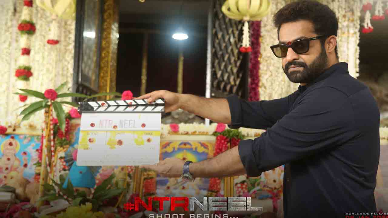 NTR Neel | భార్య కెమెరా స్విచ్ ఆన్ చేయ‌గా.. ప్ర‌శాంత్ నీల్ మూవీకి క్లాప్ కొట్టిన ఎన్టీఆర్