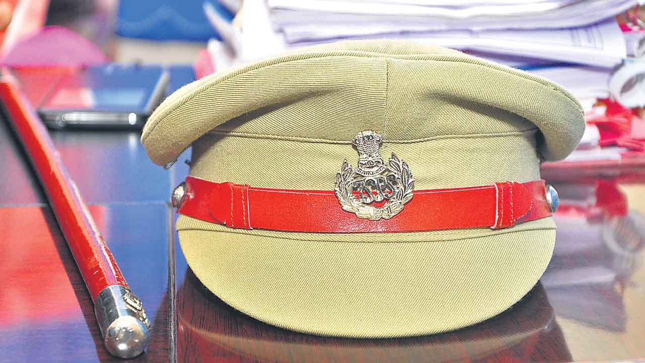 వాళ్ల శేతులకు జెట్టలు వుట్ట!