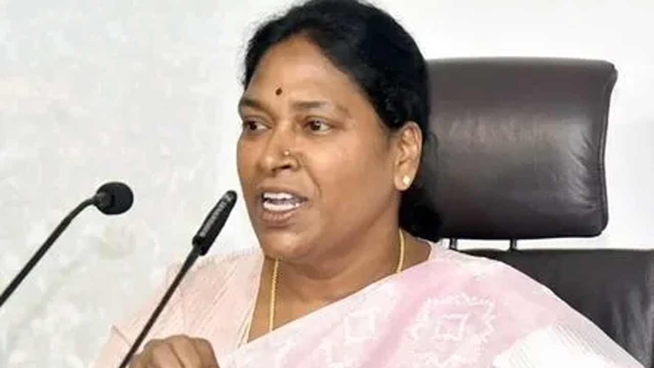 Pothula Sunitha | వైసీపీకి బిగ్‌ షాక్.. పార్టీకి, ఎమ్మెల్సీ పదవికి పోతుల సునీత రాజీనామా