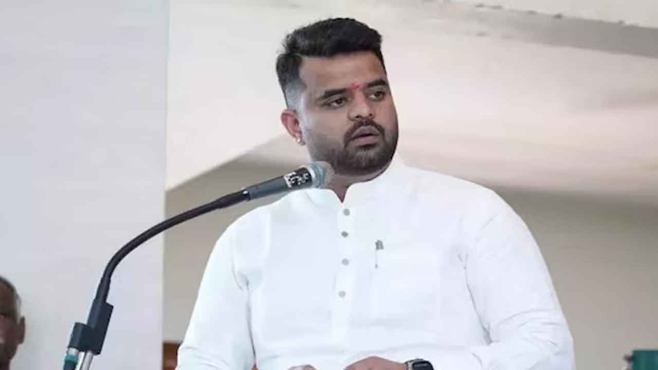 ప్రజ్వల్‌ లైంగిక వేధింపుల వీడియోలు అసలైనవే