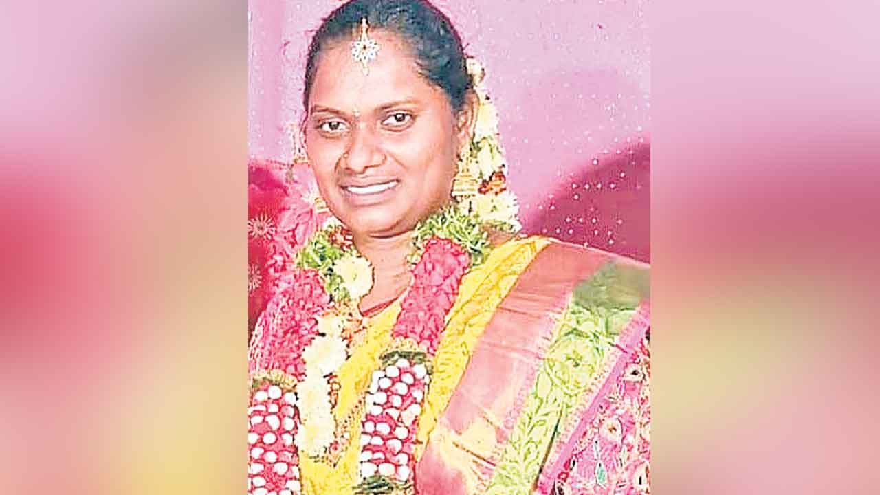 డెంగ్యూతో కవల గర్భిణి మృతి